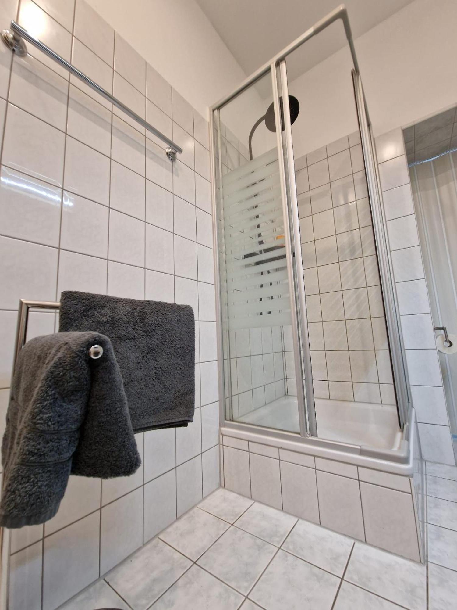 Ferienwohnung Mit Fitnessstudio Top1 Plauen Exterior photo